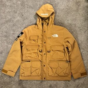 Supreme Northface Cargo Jacket Gold